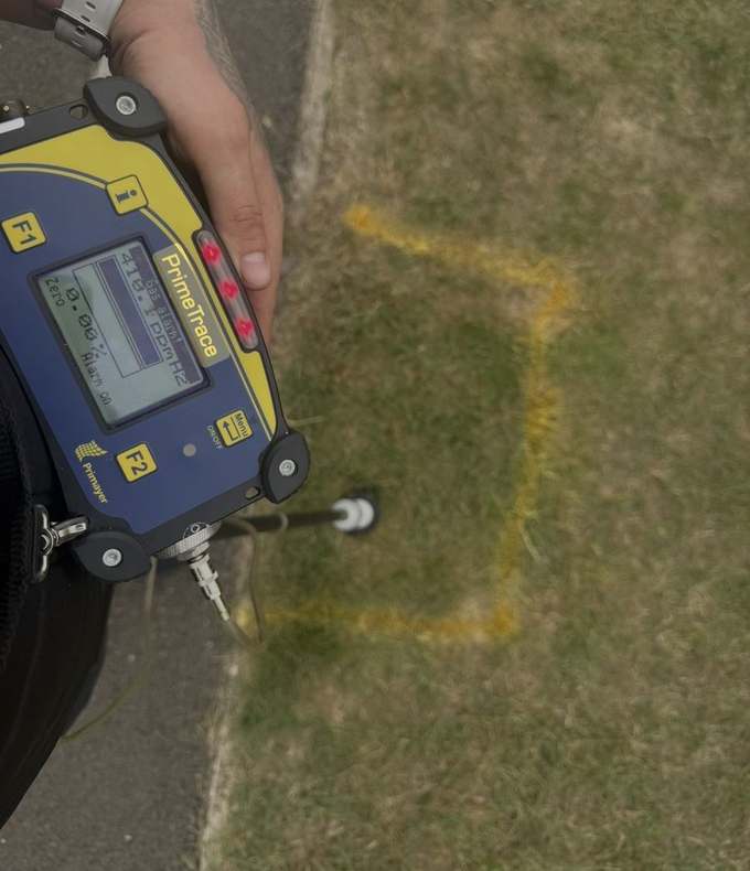 HUBB Group engineer conducting non-destructive leak detection in Leigh-on-Sea